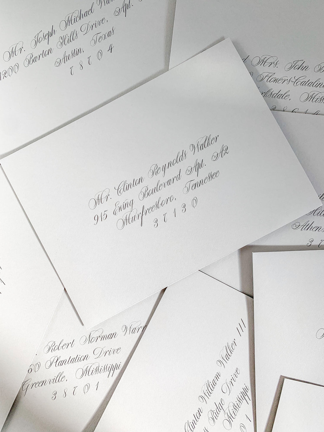 The Proper Way to Address Wedding Invitation Envelopes: A Guide for Couples