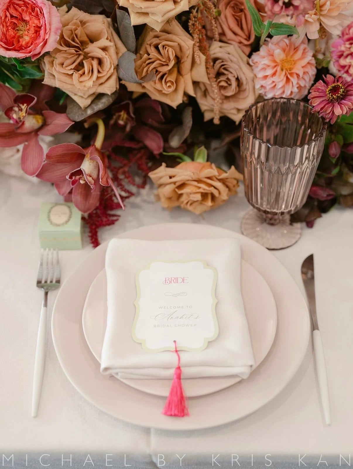 Antoinette | Vintage Shape Place Cards with Tassel