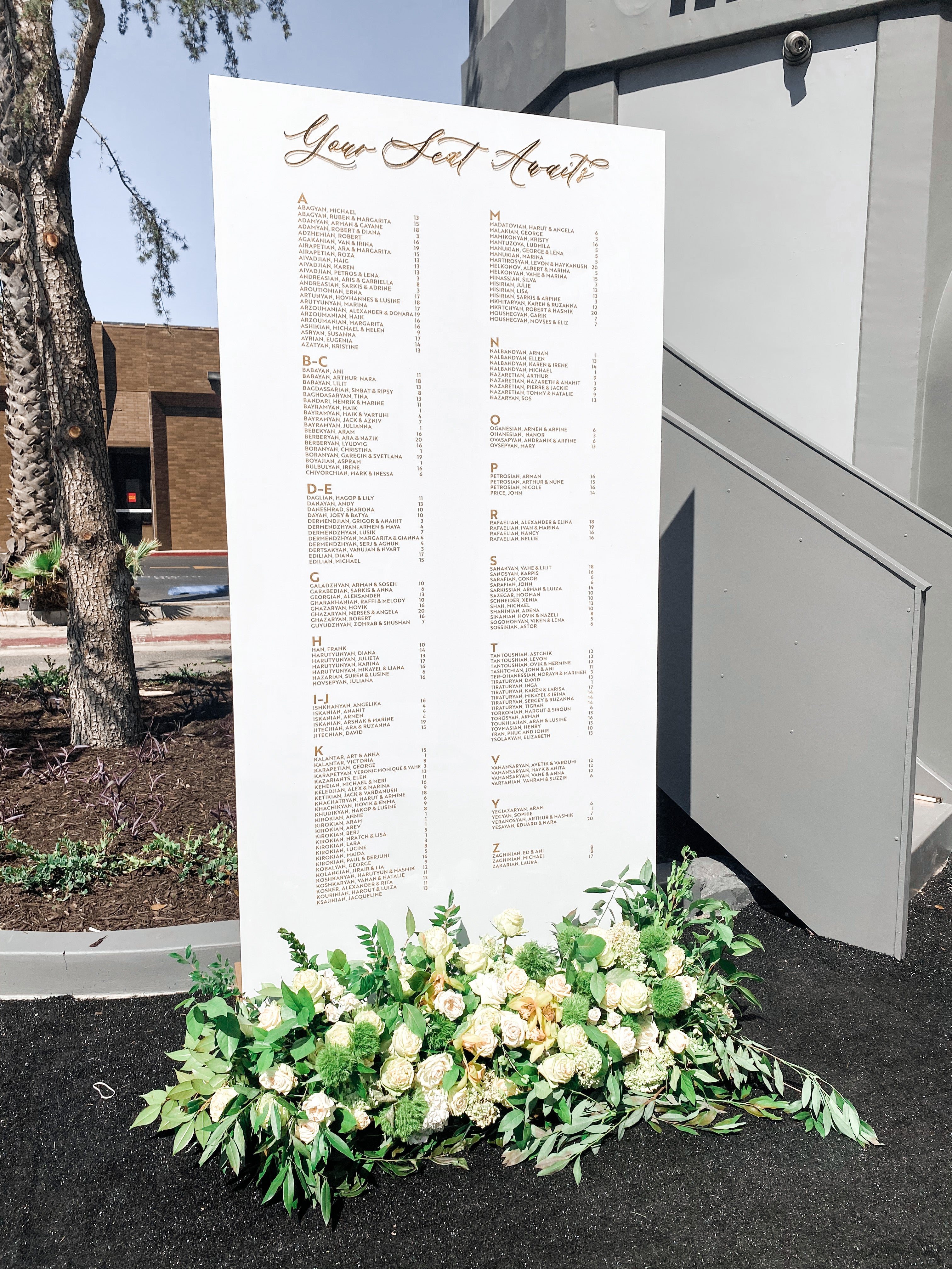 Personalized 4' x 8' Seating Chart Wall (Los Angeles Area)