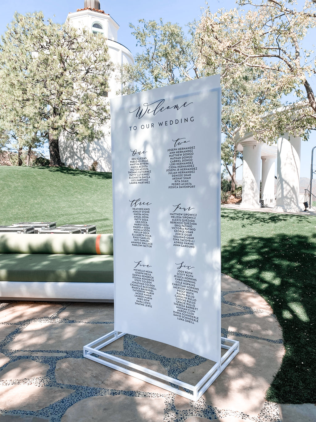 Personalized 4' x 8' Seating Chart Wall (Los Angeles Area)